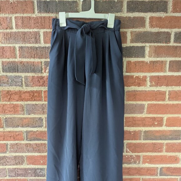 Lululemon Belted Wide Leg Women's Pants, size 4, Navy - Picture 1 of 4